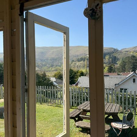 Hilltop Hut Church Stretton Exterior foto